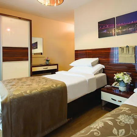 Blueway Aparthotel 3*