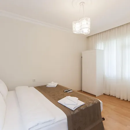 Blueway Aparthotel 3*