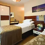 Blueway Lejlighedshotel 3*