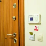 Blueway מלון דירות 3*