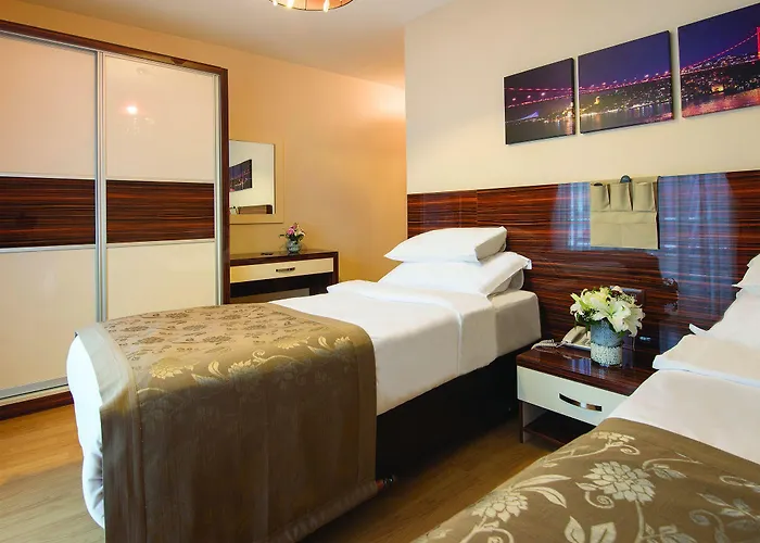Blueway Aparthotel 3*