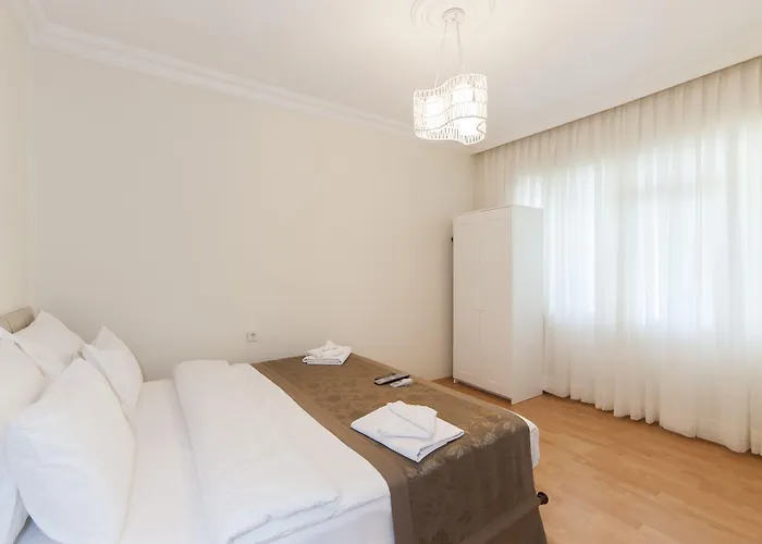 Blueway Aparthotel 3*