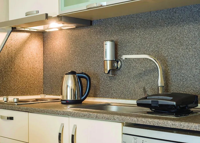 Blueway Aparthotel 3*